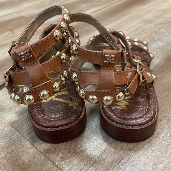 New Women’s Sam Edelman Eavan Studded Gladiator sandals!🔥🔥🔥 - Picture 5 of 11